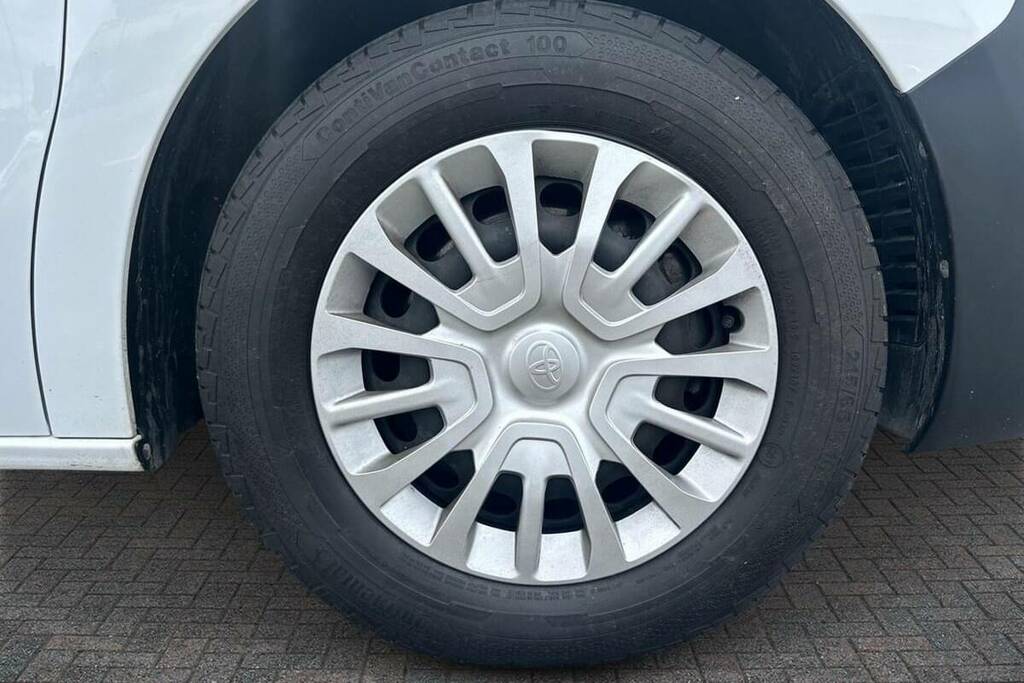 Toyota PROACE 1.5D 120 Icon Van White #6