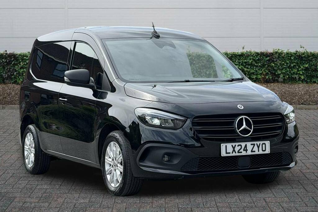 Mercedes-Benz CITAN 110Cdi Premium Van Black