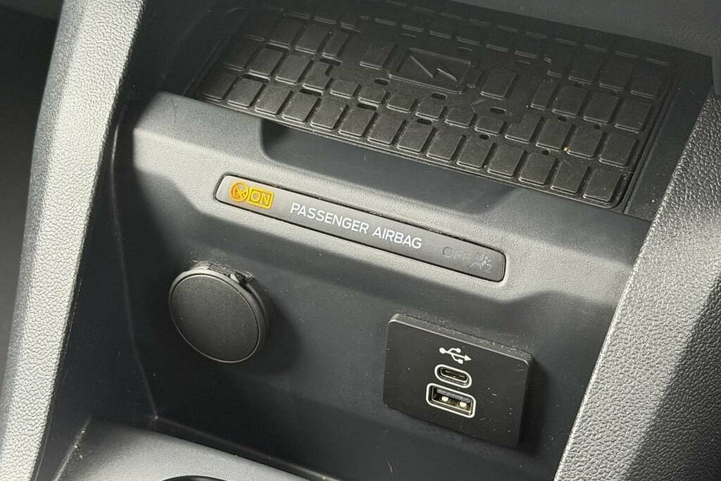 Ford Transit Courier 1.0 Ecoboost Limited Panel Van Swb Silver #19