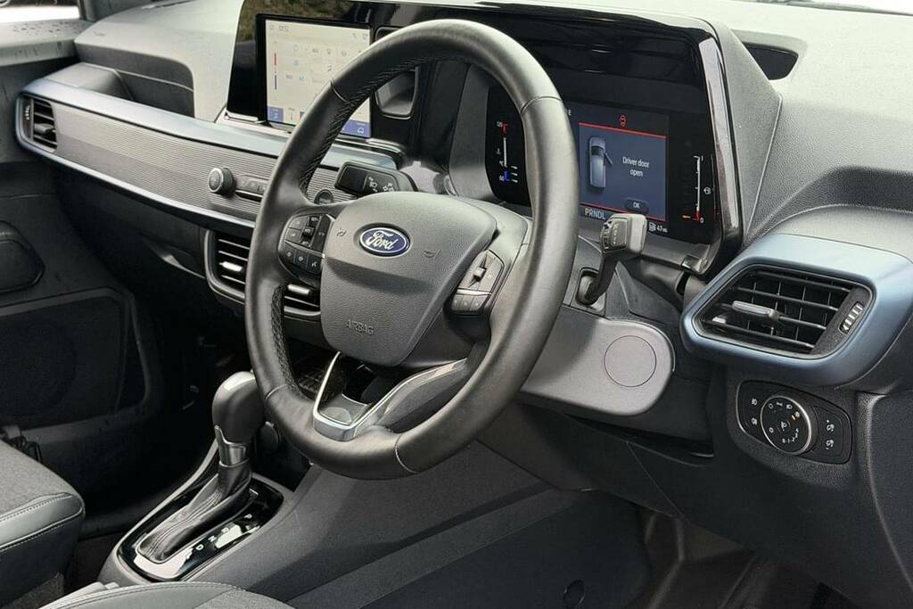 Ford Transit Courier 1.0 Ecoboost 125Ps Active Van Black #4