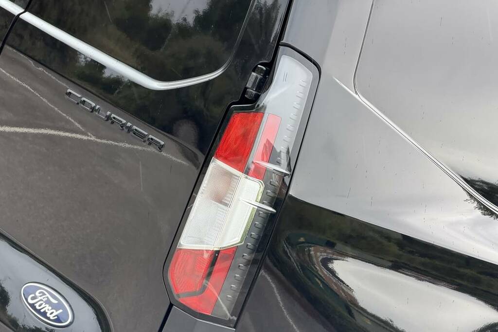 Ford Transit Courier 1.0 Ecoboost Limited Panel Van Swb Silver #9
