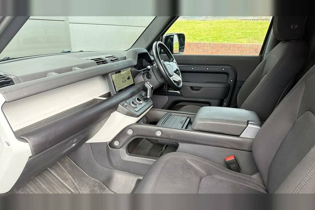 Land Rover Defender 90 X-dynamic Se Grey #24
