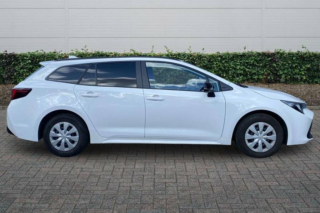 Toyota Corolla 1.8 Vvt-i Hybrid 140 Commercial White #5