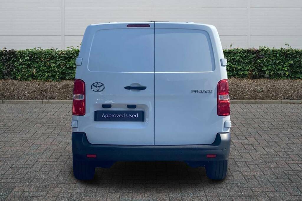 Toyota PROACE 1.5D 120 Icon Van White #4