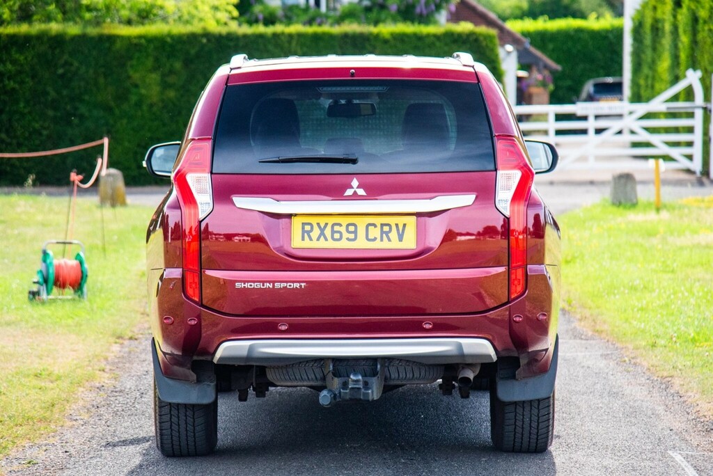 Mitsubishi Shogun Sport 2.4L 4 Grey #7
