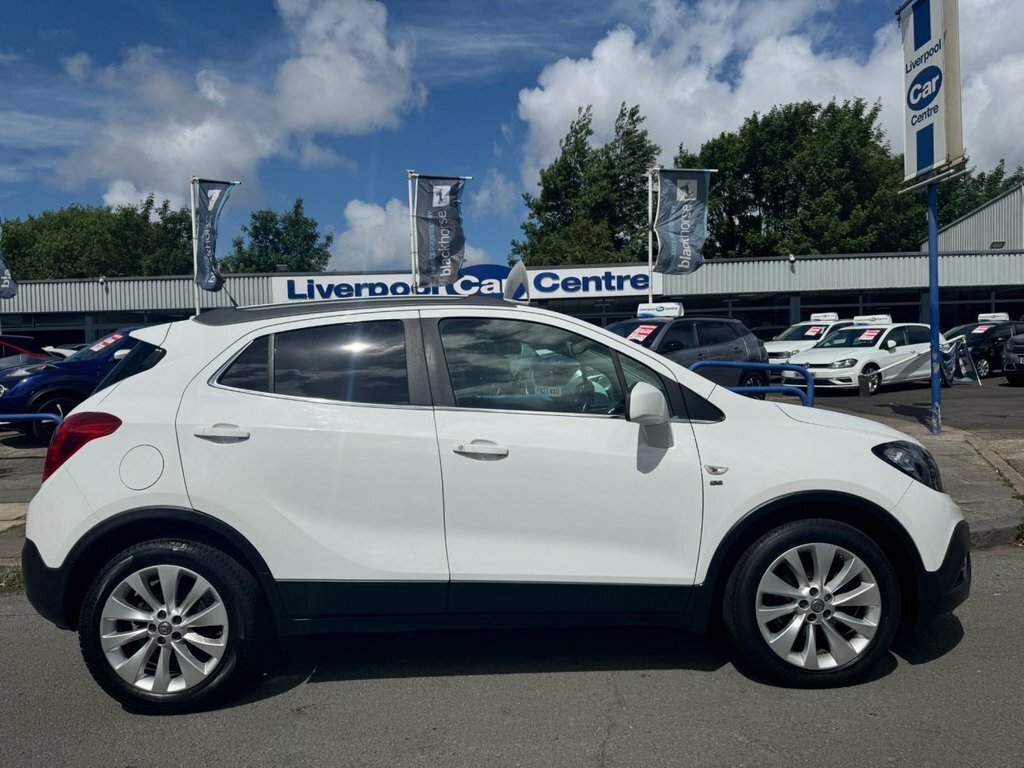 Vauxhall Mokka 1.6L Se Ss DG65PXN White #2