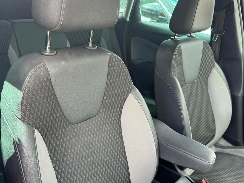 Vauxhall Crossland X 1.2L Tech Line Nav Blue #4