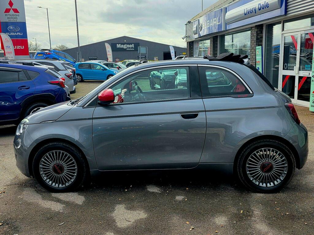 Fiat 500E C 42Kwh Red Grey #5