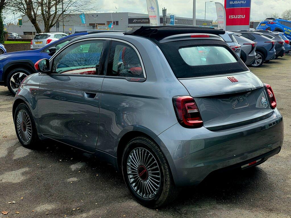 Fiat 500E C 42Kwh Red Grey