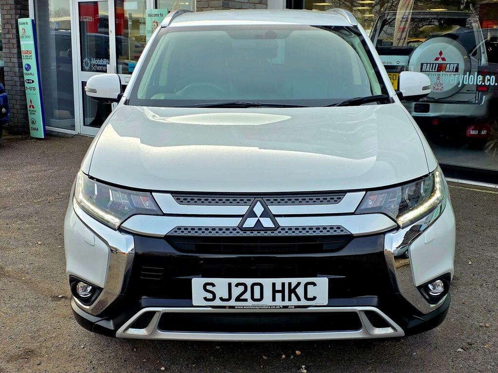 Mitsubishi Outlander 2.0 Mivec Exceed Cvt 4Wd Euro 6 Ss White #2
