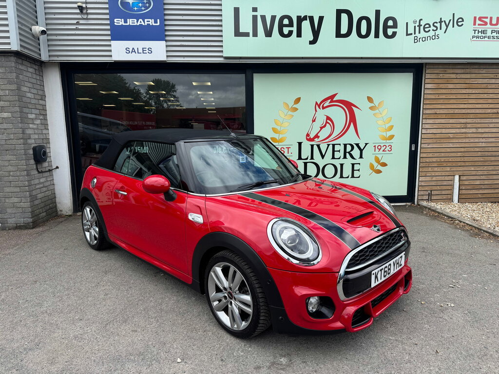 Mini Convertible 2.0 Cooper S Sport Convertible Steptron Red