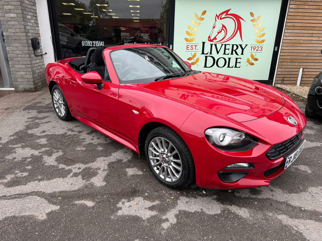 Fiat 124 Spider 1.4 Multiair Classica Convertible Euro Red
