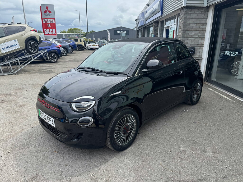 Fiat 500E C 42Kwh Red Convertible 118 Ps Black #6