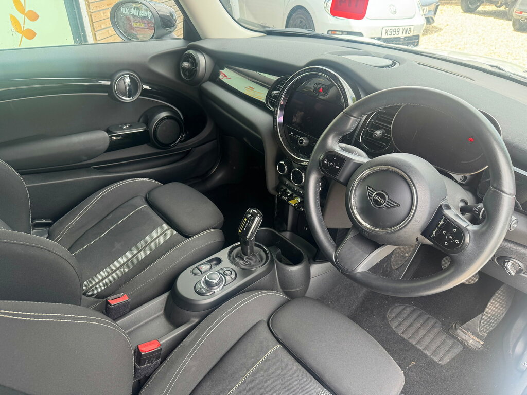 Mini Electric Cooper Se 32.6Kwh Level 1 Hatchback A Silver #2