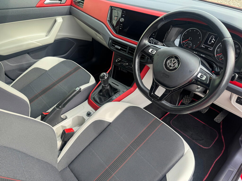 Volkswagen Polo 1.0 Evo Beats Hatchback Euro 6 CV20YTF Red #2