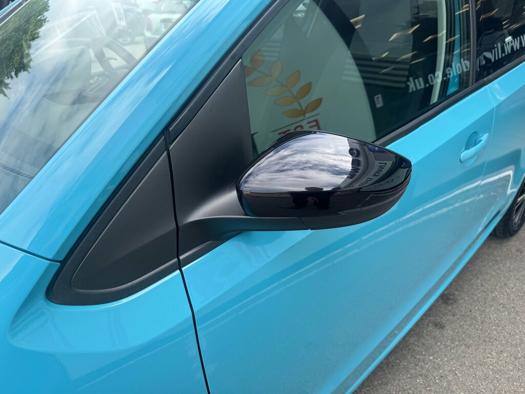 Volkswagen Up 1.0 Black Edition Hatchback Euro Blue #6