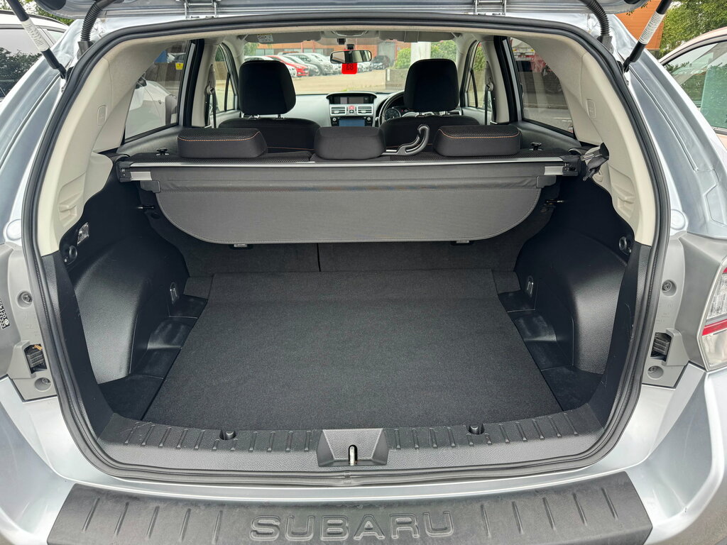 Subaru XV 2.0L I Se 150 Bhp Silver #12