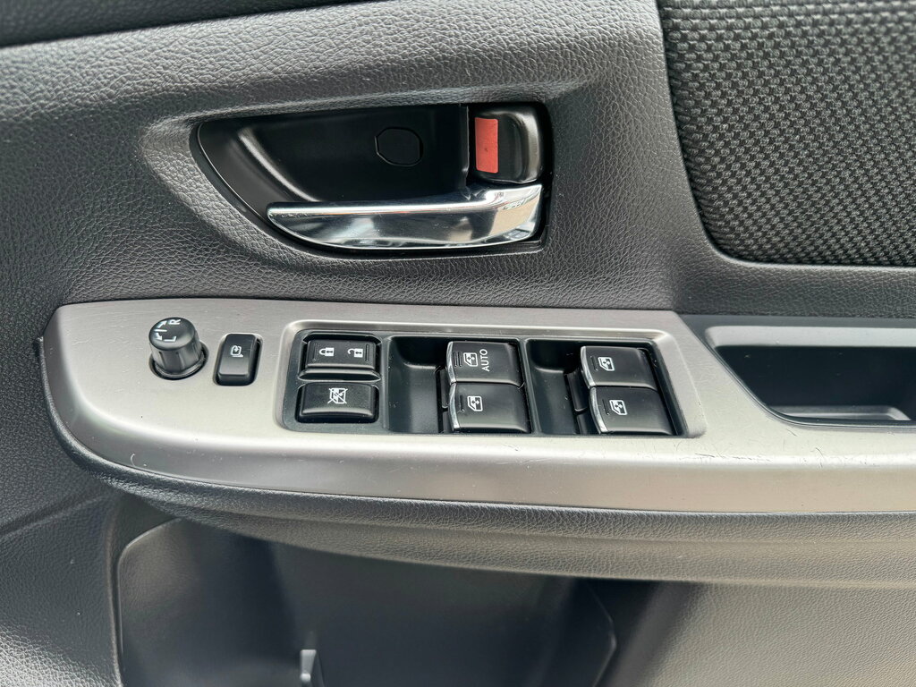 Subaru XV 2.0L I Se 150 Bhp Silver #33