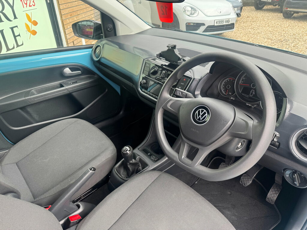 Volkswagen Up 1.0 Black Edition Hatchback Euro Blue #2