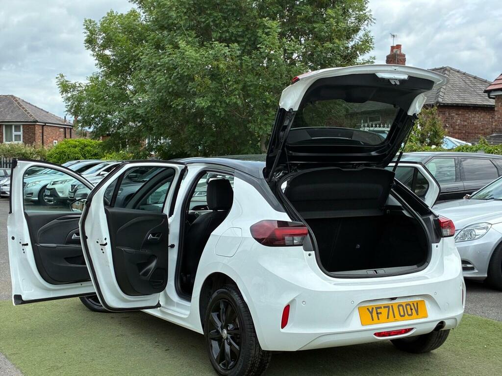 Vauxhall Corsa Hatchback 1.5 Turbo D Elite Nav Euro 6 Ss YF71OOV White #3