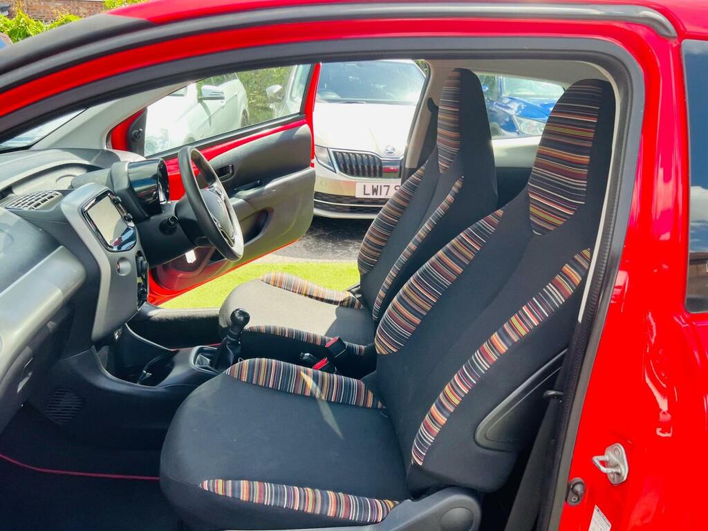 Citroen C1 C1 Airscape Feel Puretech Red #46