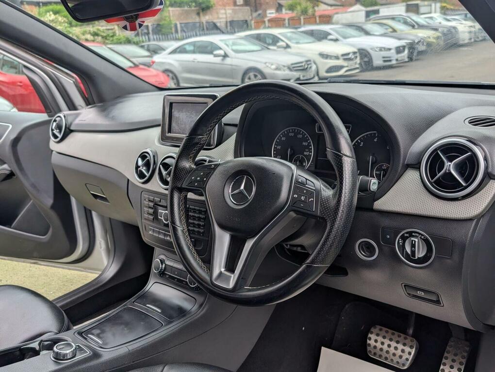 Mercedes-Benz B Class 1.8 B180 Cdi Blueefficiency Sport 109 Bhp Silver #2