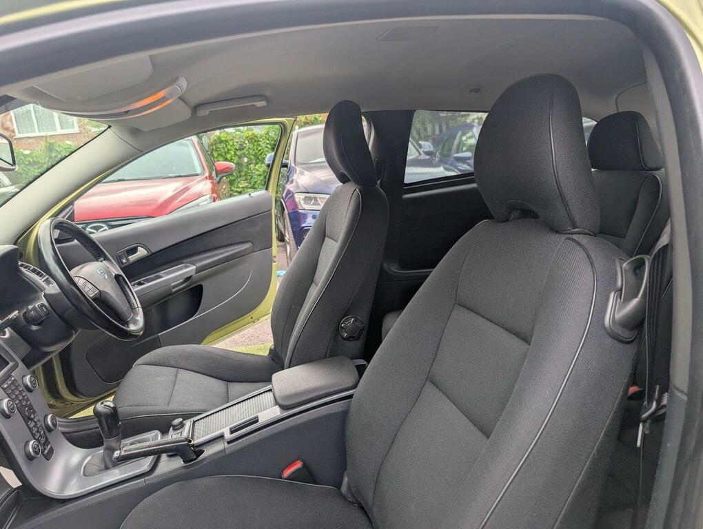 Volvo C30 White #30