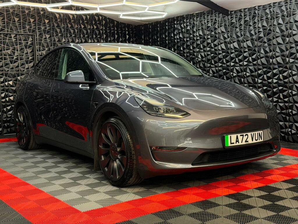 Tesla Model Y Suv Dual Motor Performance 4Wde 20227 Grey