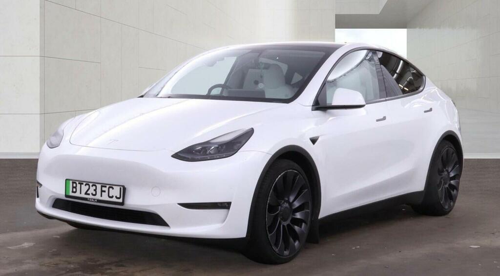 Tesla Model Y Suv Dual Motor Performance 4Wde 20232 White