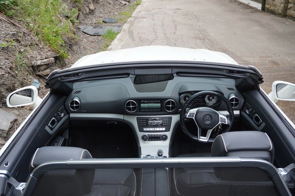 Mercedes-Benz SL Class 3.5 Sl350 Amg Sport White #2
