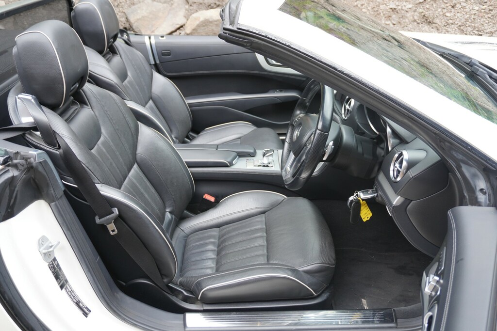 Mercedes-Benz SL Class Black #12