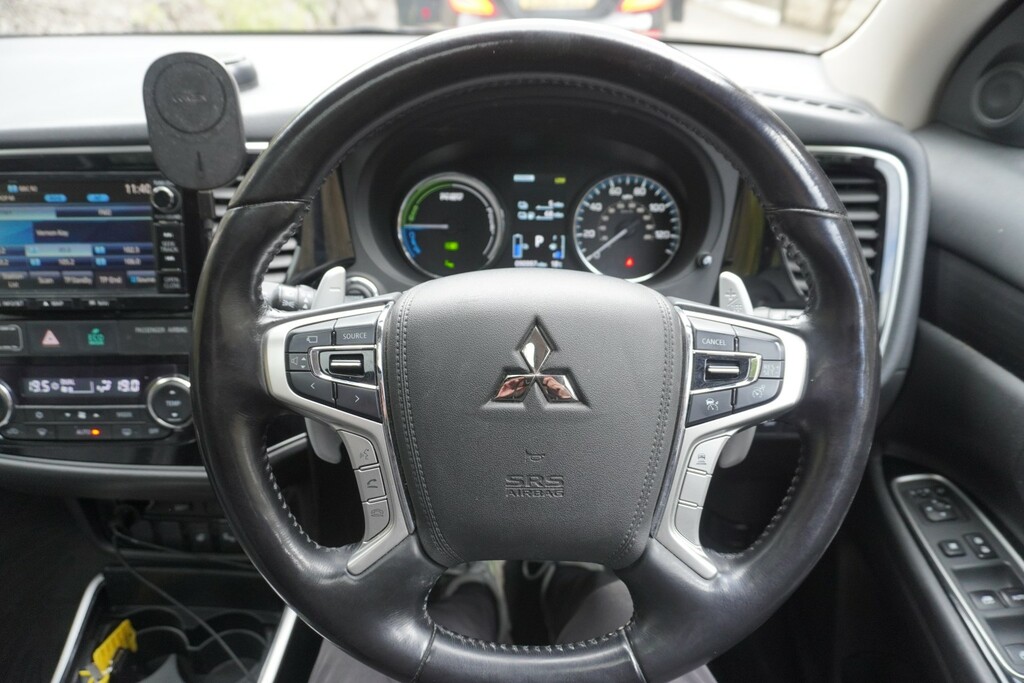 Mitsubishi Outlander 2.0 H 12Kwh 4Hs Brown #6