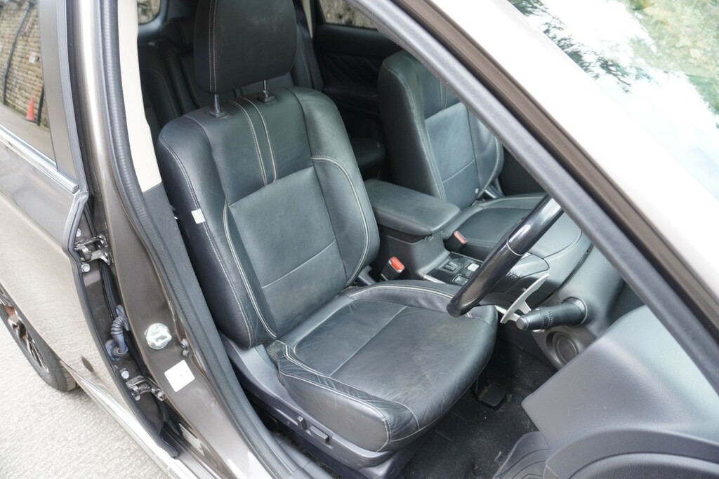 Mitsubishi Outlander 2.0 H 12Kwh 4Hs Brown #4