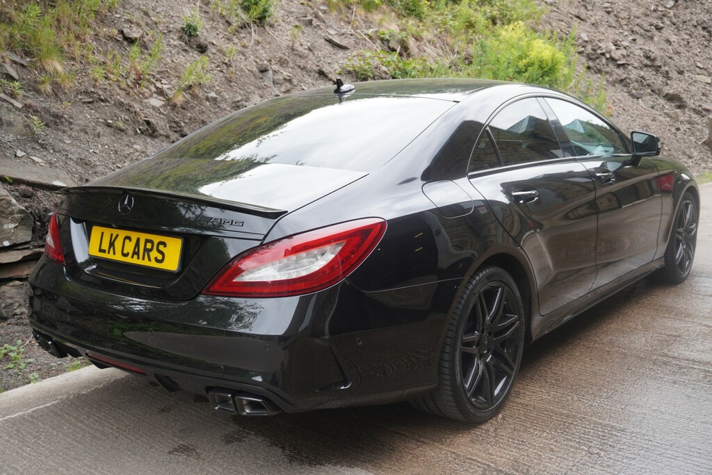 Mercedes-Benz CLS 3.5 Cls400 V6 Amg Line Black #4