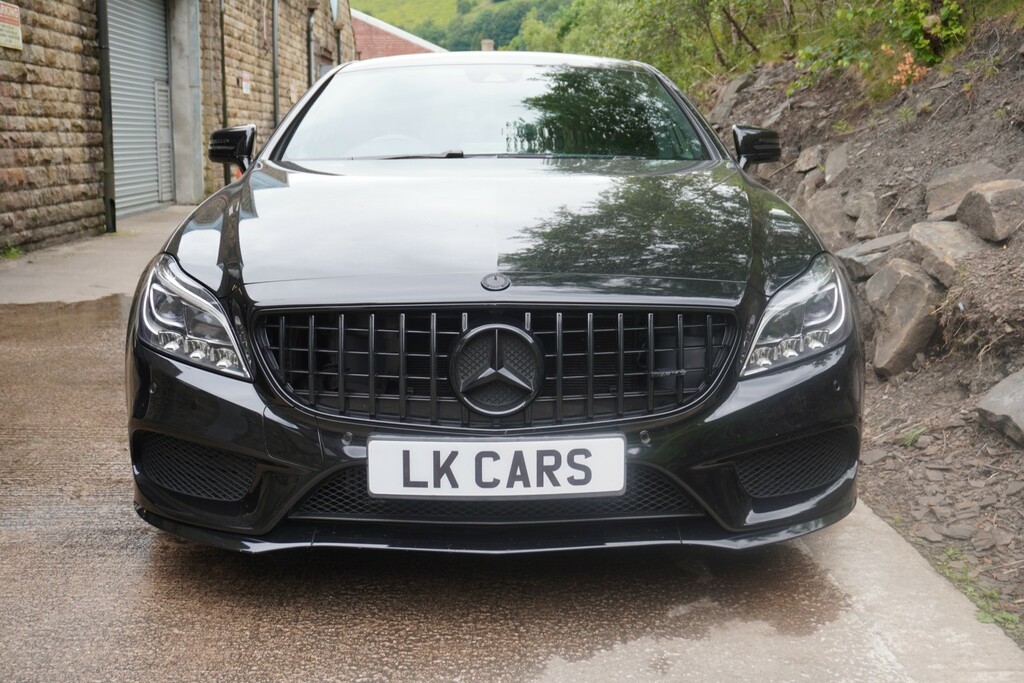 Mercedes-Benz CLS 3.5 Cls400 V6 Amg Line Black #3
