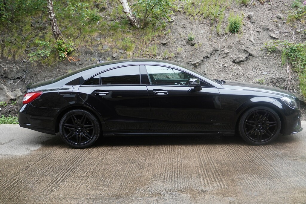Mercedes-Benz CLS 3.5 Cls400 V6 Amg Line Black #6