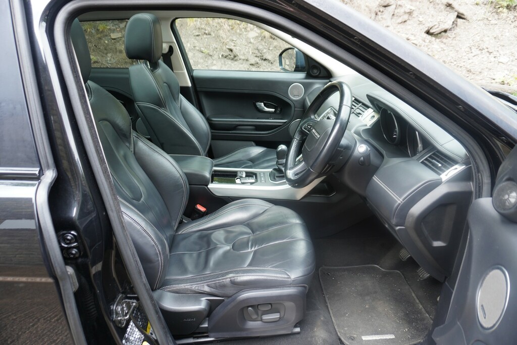 Land Rover Range Rover Evoque 2.2L Pure White #9