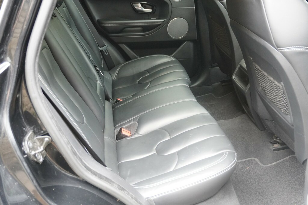 Land Rover Range Rover Evoque 2.2L Pure White #11