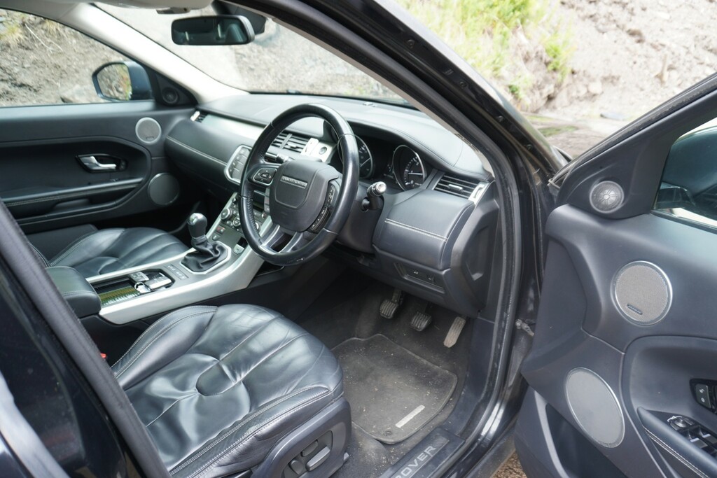 Land Rover Range Rover Evoque 2.2L Pure White #8