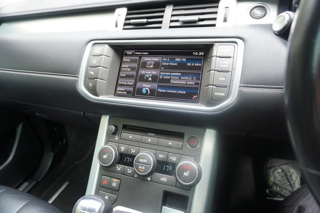 Land Rover Range Rover Evoque 2.2L Pure White #15