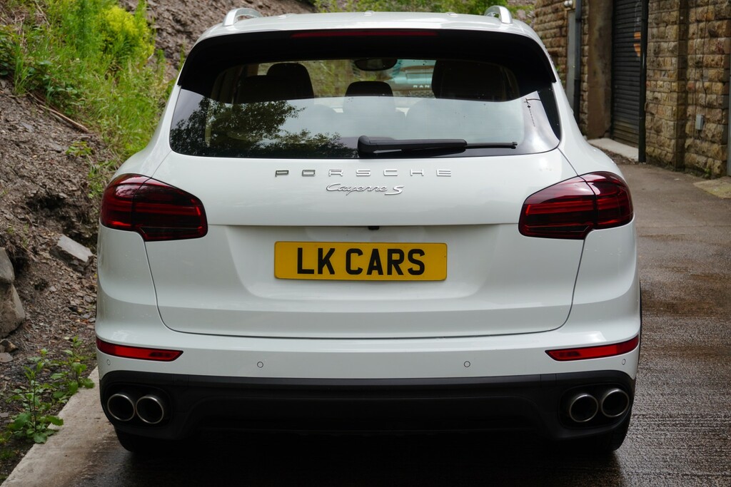 Porsche Cayenne 3.0 Td V6 Platinum Edition Suv Tiptroni Purple #7