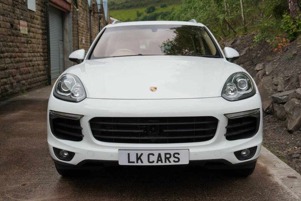 Porsche Cayenne 4.2 Td V8 S White #3