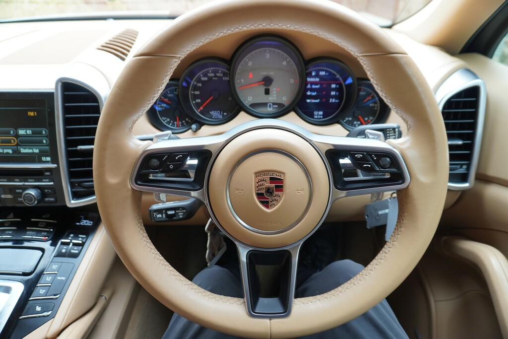Porsche Cayenne 3.0 Td V6 Platinum Edition Suv Tiptroni Purple #10