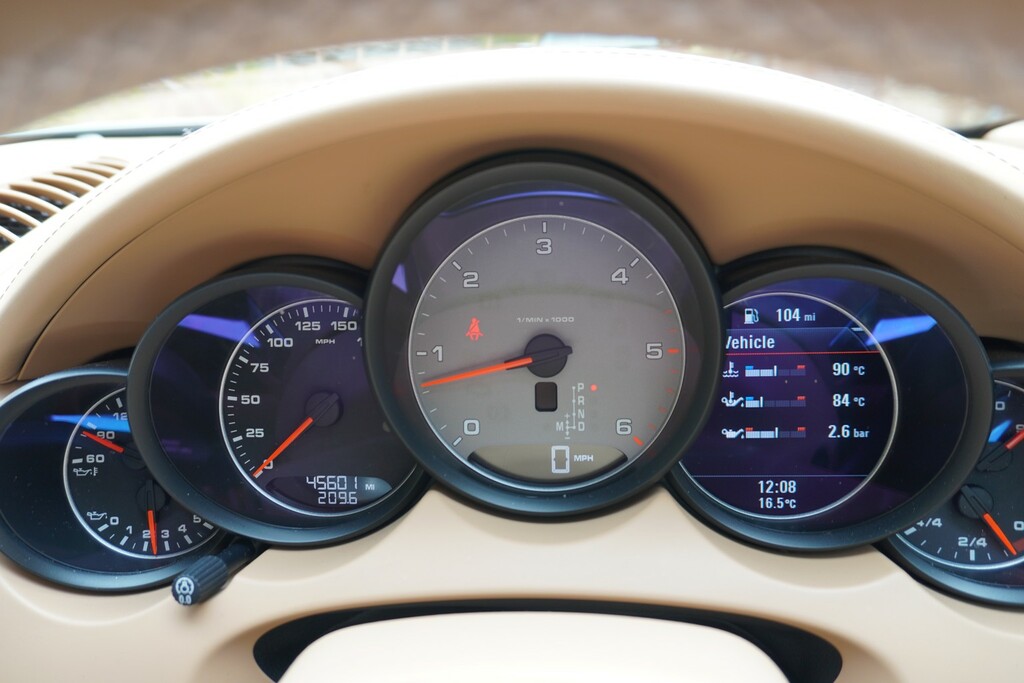 Porsche Cayenne 3.0 Td V6 Platinum Edition Suv Tiptroni Purple #11