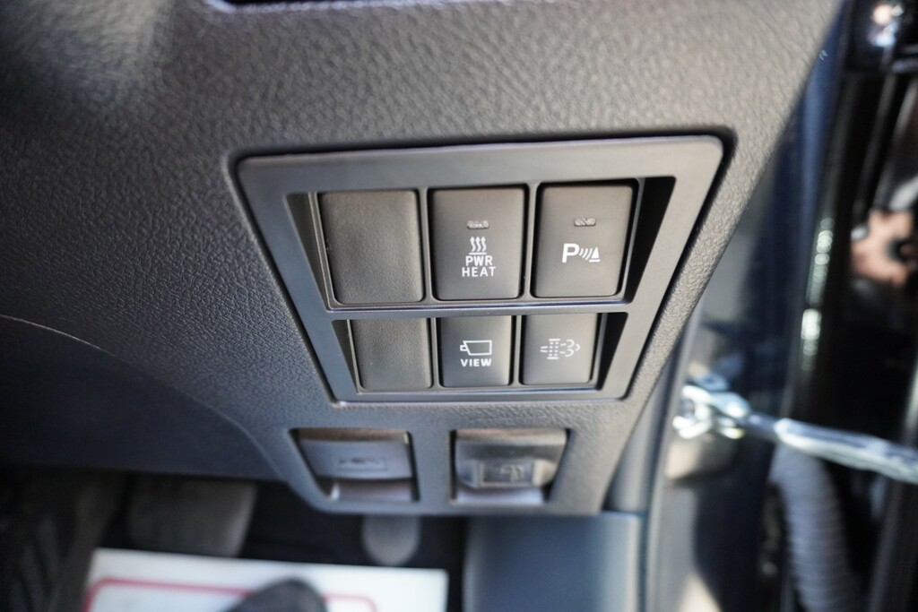 Toyota HILUX Active 4Wd D-4d Red #20