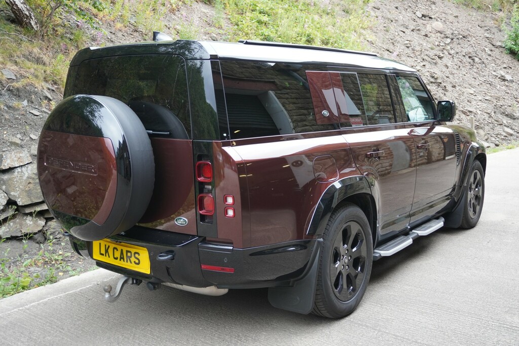 Land Rover Defender 130 3.0 D300 Mhev X-dynamic Hse Red #4