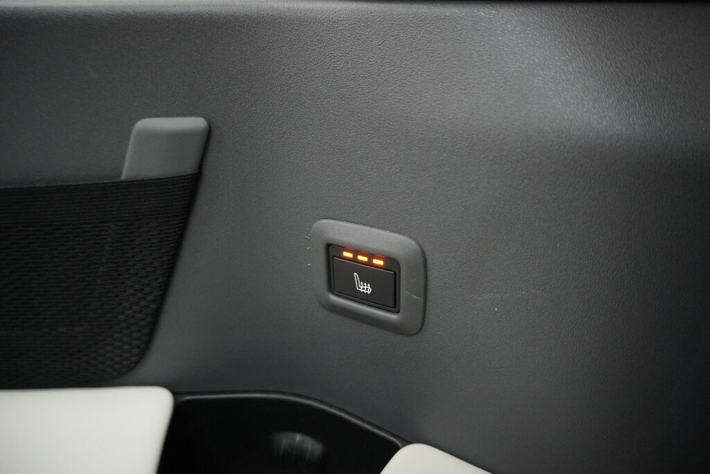 Land Rover Defender 130 3.0 D300 X-dynamic Hse 130 Silver #30