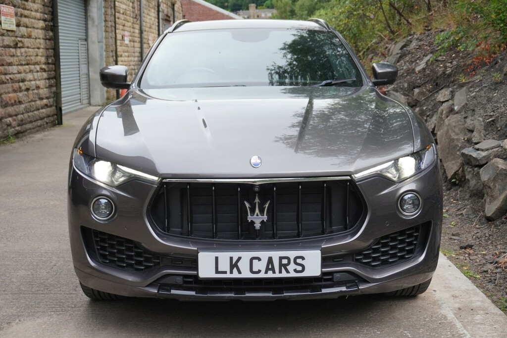 Maserati Levante 3.0 V6 S Grey #2