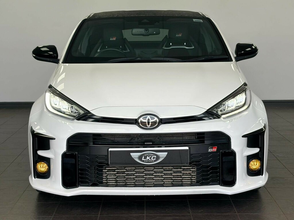 Toyota Yaris 1.6T Gr Circuit Awd Euro 6 White #2
