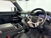 Land Rover Defender 110 2.0 P400e X-dynamic Hse 110 Black #37